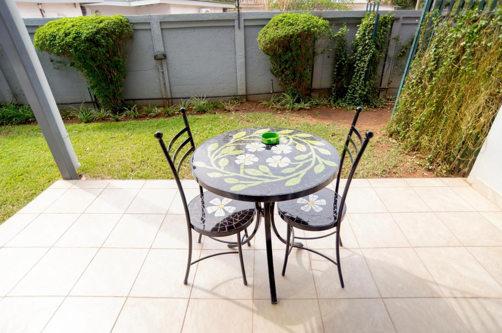 Apartments @ 125 Gaborone Exterior foto
